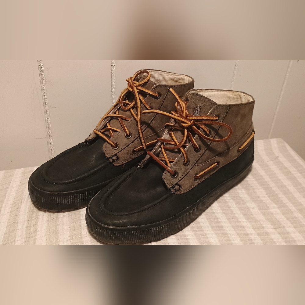 Men's Two-Tone Black and Brown Casual Lace-Up Chukka Boots